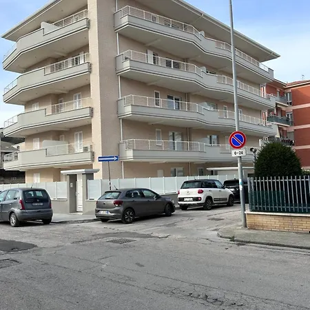 Appartament Ares Apartment *